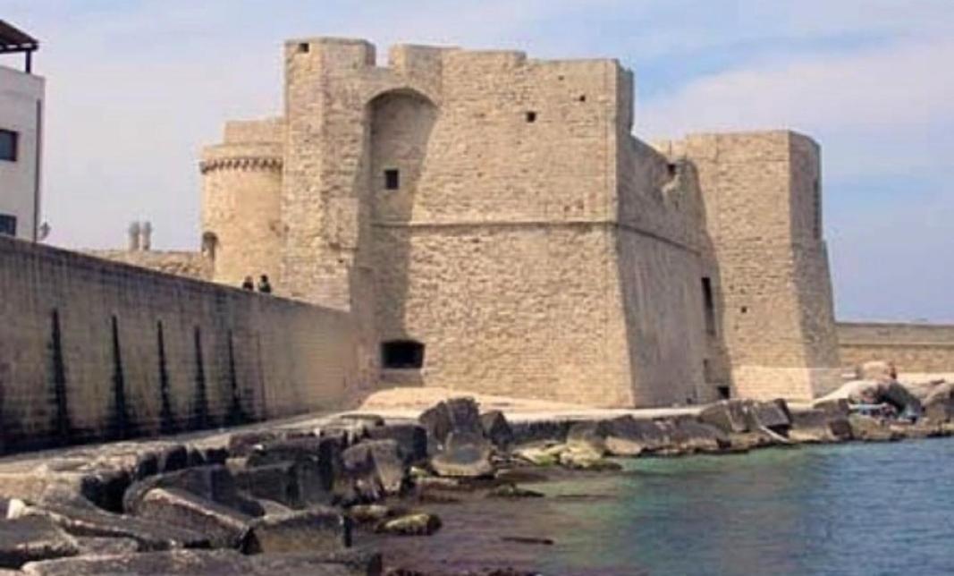 Casa Rosso Corallo Monopoli Luaran gambar